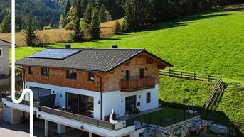 Expose DAS MARTINER | Neuwertige Doppelhaushälfte mit Garage &amp; Doppelcarport