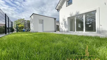 Expose ERSTBEZUG - Doppelhaushälfte mit Garten