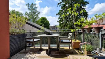 Expose Oberlaa: Phantastische Maisonette-Wohnung mit Eigengarten, Terrasse und Balkon - beim Liesingbach