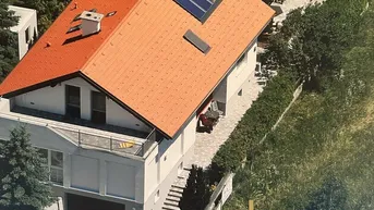 Expose Traumhaftes Haus mit Pool, Sauna und Garage in Stollhof - Perfekt für Luxusliebhaber