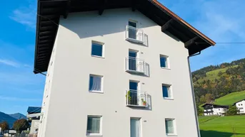 Expose Renoviertes Mehrparteienhaus mit stabilen Mieteinnahmen / Kurzzeitvermietung