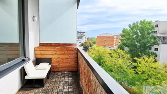 Expose Schöne und sonnige 1,5 Zimmer Wohnung/Büro mit großer Loggia! Befristet vermietet!