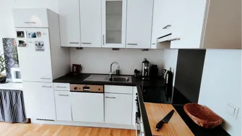 Expose  Helle, zentrale Wohnung mit Balkon, WG-tauglich, provisionsfrei