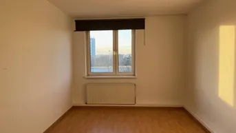 Expose Brauhausstraße - 3 Zimmer Neubau im 4. Liftstock