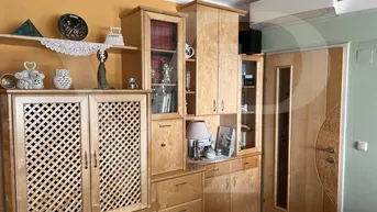 Expose 2-Zimmer Anleger-Wohnung mit Loggia