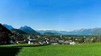 Expose Außergewöhnliches Grundstück mit herrlichem Panoramablick auf die österreichischen und Schweizer Berge