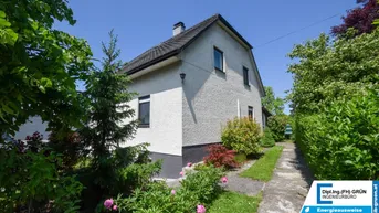 Expose Einfamilienhaus mit ca.133m² WFL, überd. Terrasse, Garage, schöner Garten - TOP Lage