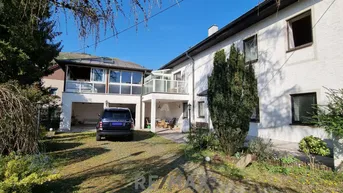 Expose Zweifamilienhaus in zentraler Lage