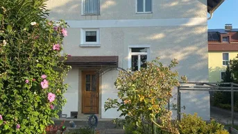 Expose Sanierungsbedürftiges Stadthaus in ruhiger Siedlungslage