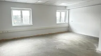Expose Helle freundliche Bürofläche im Dynacenter zu mieten! / 2 Zimmer - 82 m²