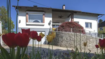 Expose Gepflegtes Einfamilienhaus in Außertreffling mit tollem Ausblick