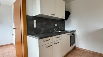 Expose Gepflegte 3-Zimmerwohnung / 62m² - Linz Zentrum - sofort verfügbar! WG-tauglich!