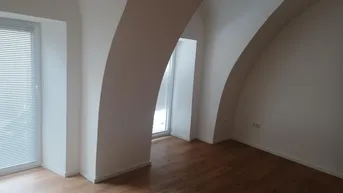 Expose Schöne Altbauwohnung im Zentrum von Neusiedl am See