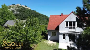 Expose Idyllisches Doppelhaus in ruhiger Sackgasse – Wohnen mit Privatsphäre und Komfort