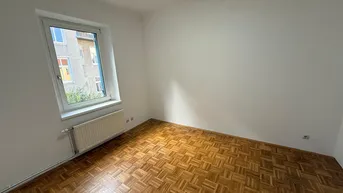 Expose Zentrale Lage: 1-Zimmer Wohnung in ruhigen Innenhof