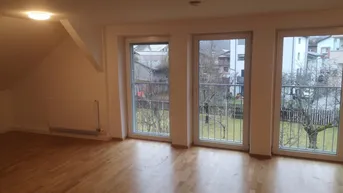 Expose Dachgeschoßwohnung zentral und doch ruhig gelegen