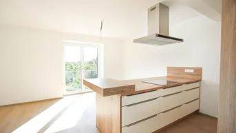 Expose Modernes Wohnen auf 240m² Gesamtfläche inkl. Keller und Dachboden – ERSTBEZUG