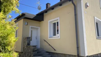 Expose Charmantes Miethaus in Göllersdorf - Moderner Wohnkomfort mit Garten, Garage