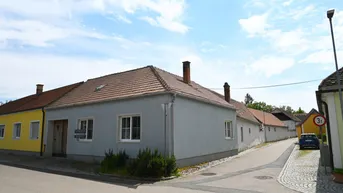 Expose Einfamilienhaus mit Innenhof und Stadeln in Obernalb bei Retz