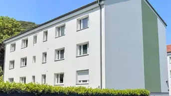 Expose 4 ZIMMERWOHNUNG, EIGENER PARKPLATZ, AB SOFORT, ERSTBEZUG NACH KOMPLETTRENOVIERUNG, RUHIGE TOP LAGE, NIEDRIGE ENERGIEKOSTEN, SPIELPLATZ, GROßE GRÜNFLÄCHE, ANNINGER - WIENERWALD