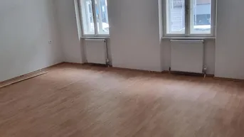 Expose Haus 8 zimmer 6 Badzimmer mit Garten