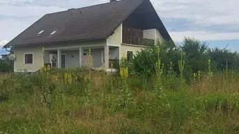Expose Familienhaus mit 1714m² Grundstück erweiterbar auf 2613m²