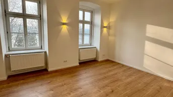 Expose Lichtdurchflutete Altbauwohnung in Campus-Nähe
