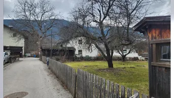 Expose Charmantes Grundstück mit Altbestand im Herzen von Stuhlfelden
