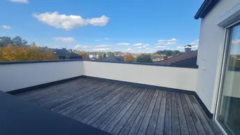 Expose Offen, hell, besonders – Dachgeschoss mit Terrasse