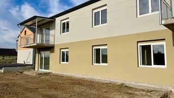 Expose Neubau-sehr schöne 3 Zimmer Eigentumswohnung mit Balkon!
