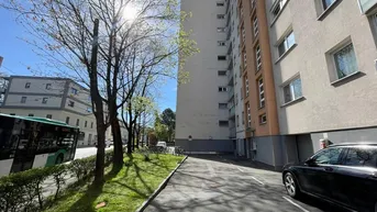 Expose Gepflegte 2,5 Zimmer Wohnung mit Loggia in der Plüddemanngasse - verfügbar ab JULI 25!