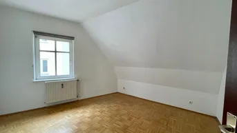 Expose Cheap apartment in the center of Graz! Top mit ca. 78 m² Wohnfläche! Böden neu versiegelt!