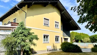 Expose Zentral gelegenes Ein- bis Zweifamilienhaus mit großem Garten und Doppelgarage!