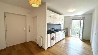 Expose ***Lichtdurchflutete, schöne 3 Zimmer-Wohnung in Zentrumsnähe***