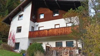 Expose Solides Wohnhaus mit Potenzial in ruhiger Waldrandlage