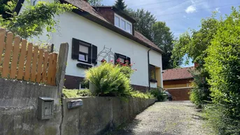 Expose Charmantes Einfamilienhaus in einer ruhigen Siedlungsgasse in Zlatten !