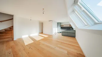 Expose TOP SANIERTE 3 ZIMMER WOHNUNG IM DG AUF 2 EBENEN MIT TERRASSE NÄHE SCHLOSS BELVEDERE