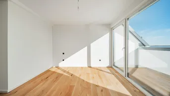 Expose LUXURIÖSE DACHGESCHOSSWOHNUNG MIT TRAUMHAFTEM PANORAMABLICK