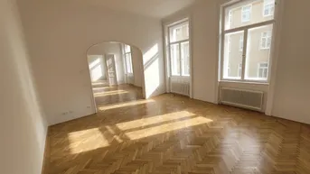 Expose Großzügige 3 Zimmer Wohnung in einem charmanten Altbau beim Servitenviertel