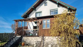 Expose Charmantes Einfamilienhaus in Seewalchen mit einem liebevoll gestalteten, weitläufigen Garten Nähe der idyllischen Ager