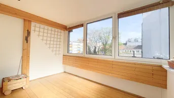 Expose 100 m² 3-Zimmer-Wohnung mit Loggia direkt neben U1!