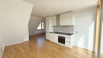 Expose Erstbezug | Große Fenster | Fußbodenheizung | Tischler Möbel