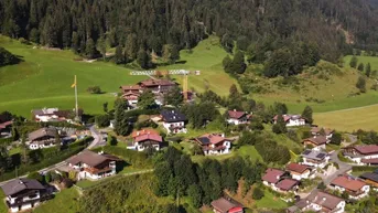 Expose Traumhaft- großzügiges Grundstück für Liebhaber in Kitzbühel mit 1329 m2