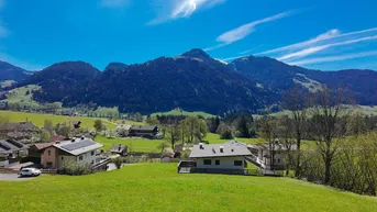 Expose Einzigartiger Grund in Südhanglage am Ortsrand von Söll