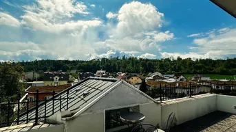 Expose Privatverkauf: Exklusive, familienfreundliche Villa, mit Pool, Dachterrasse mit Fernblick und pflegeleichtem Garten!