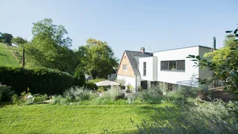 Expose Architektenvilla in den Weinbergen von Klosterneuburg mit Option auf Nachbargrundstück