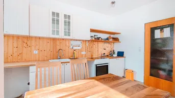 Expose Gepflegte Wohnung am Beginn von Vöcklabruck. - Vielseitiger Grundriss und Balkon mit Süd-Ausrichtung.