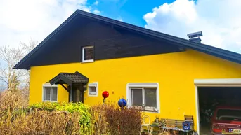 Expose Charmantes Haus in erhöhter Lage mit Weitblick und Potenzial.
