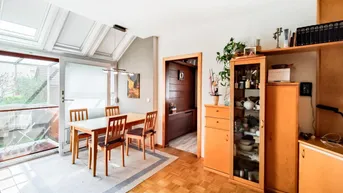 Expose Gepflegte 4-Zimmer-Wohnung mit Garten, Balkon, Garage und Keller. - 5 Minuten vor Graz.