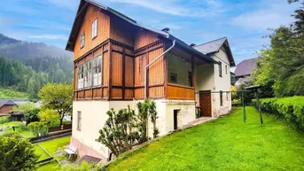 Expose Wohnhaus mit Charme und Potenzial. - Ideal zur individuellen Gestaltung.